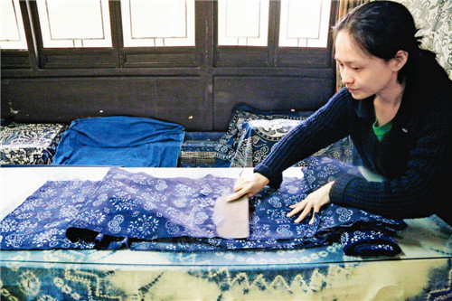 Wu's Blue-and-White World