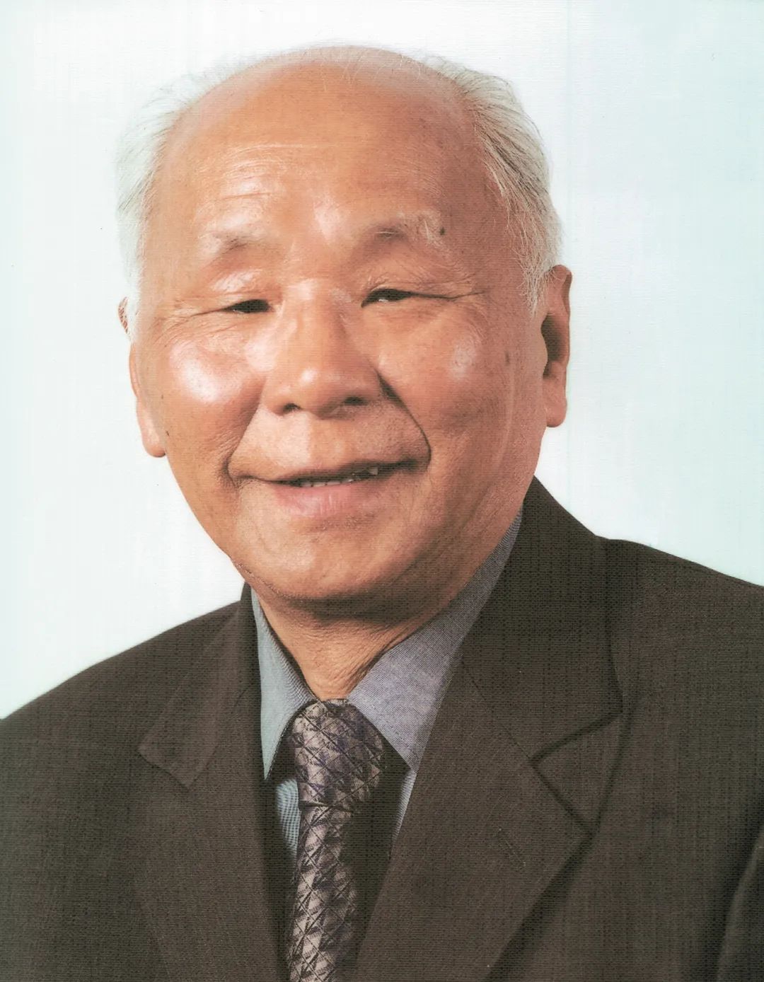 党鸿辛每一次选择都是为了国之所需